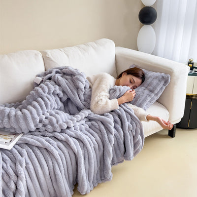 Soft Wind Bubble Velvet Warm Double-sided Thickening Cover Throw Warm Fur Blanket