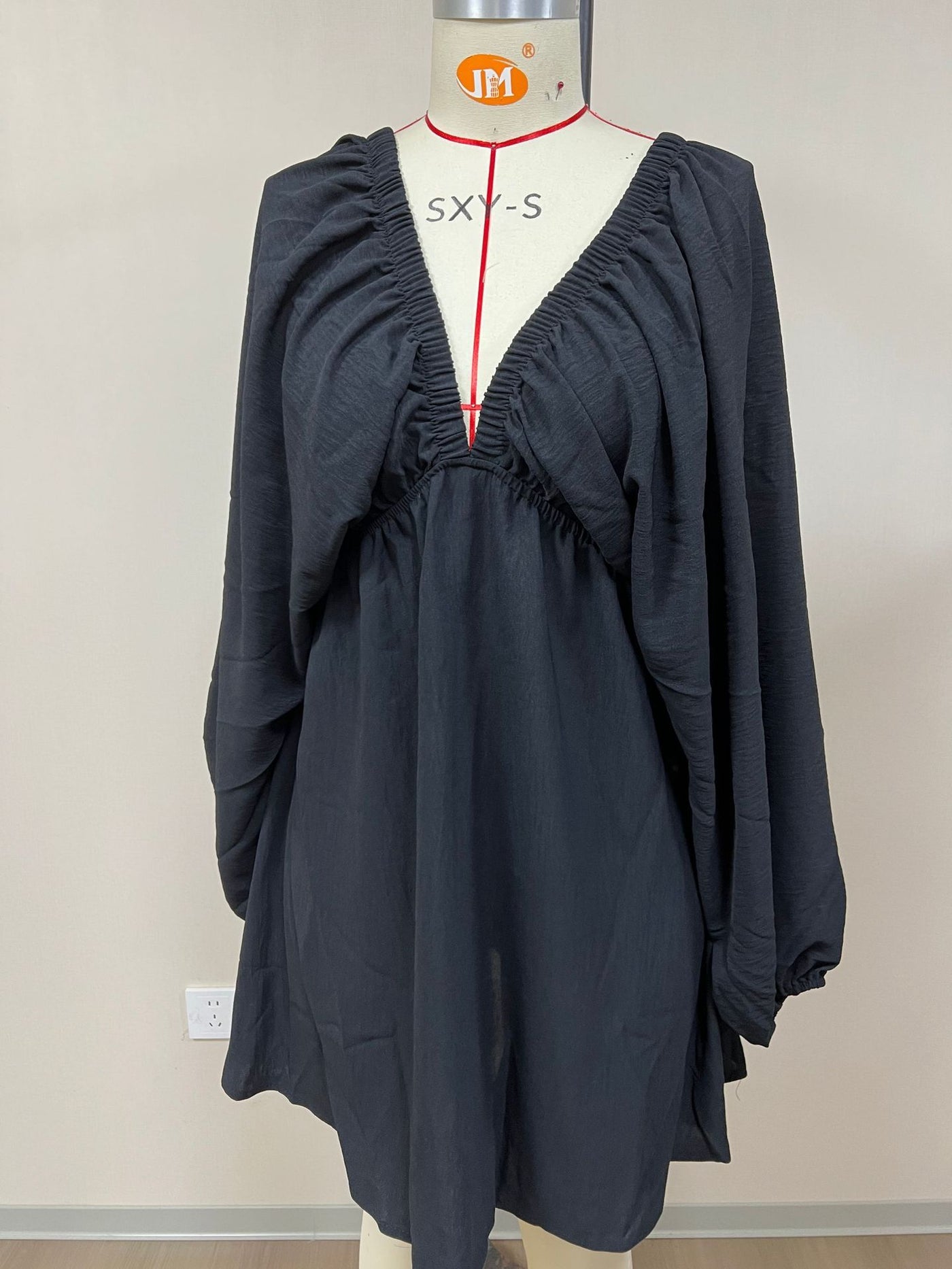 V-neck Long-sleeve Dress Self-designed Puff Sleeve Swing Skirt