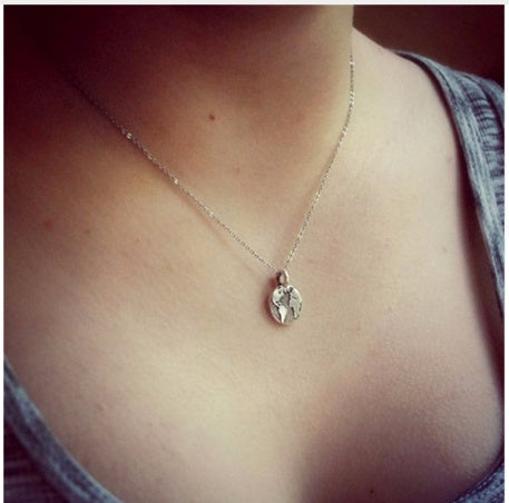 Map of European and American ornaments pendant small earth necklace necklaces